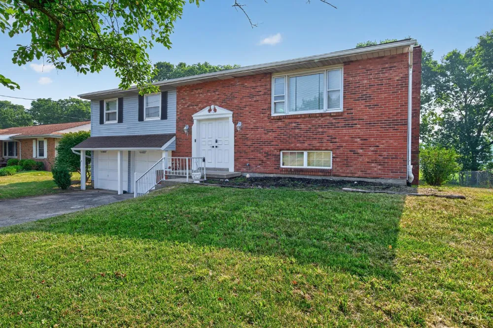414 Holland Drive Trenton, OH 45067