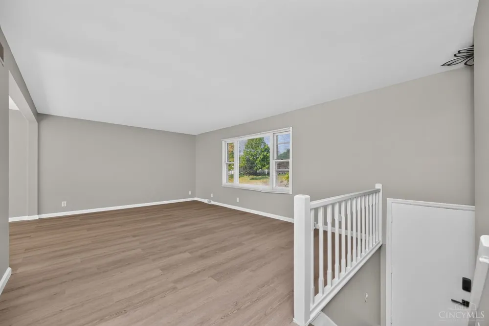 414 Holland Drive Trenton, OH 45067