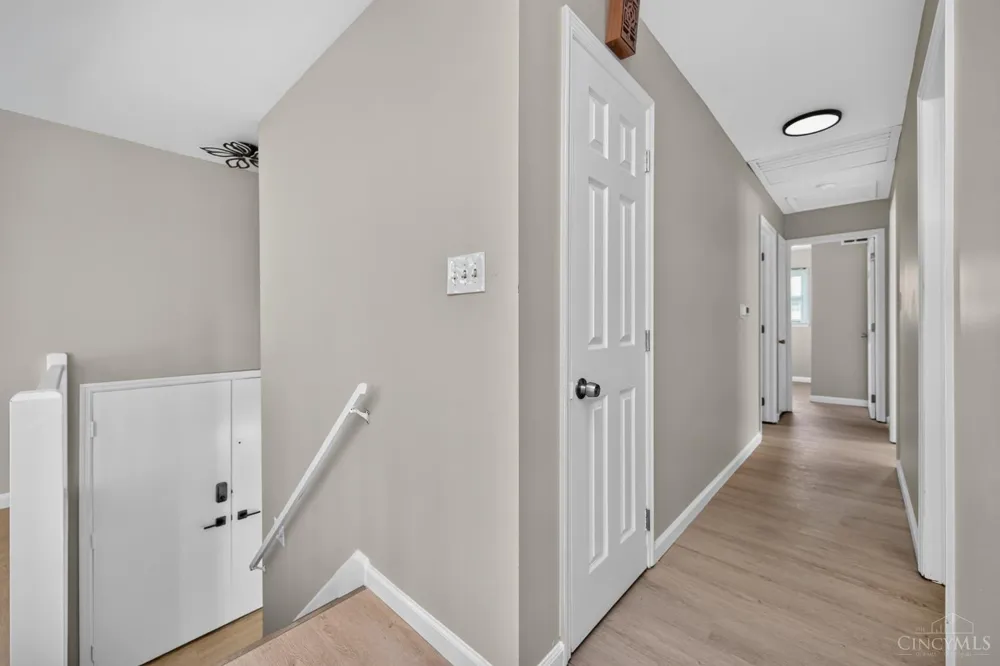 414 Holland Drive Trenton, OH 45067