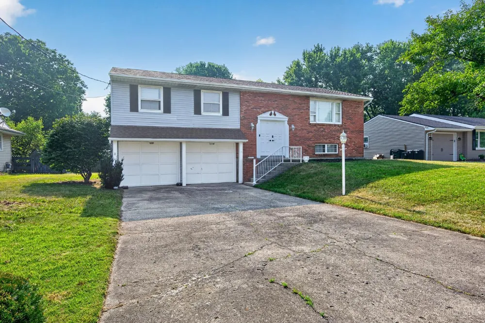 414 Holland Drive Trenton, OH 45067