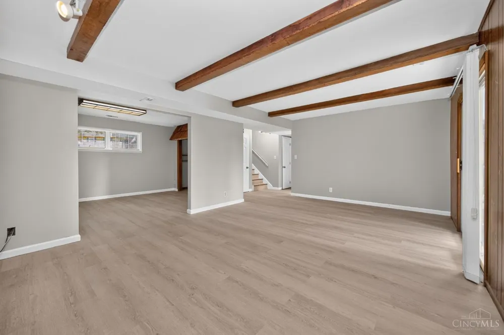 414 Holland Drive Trenton, OH 45067