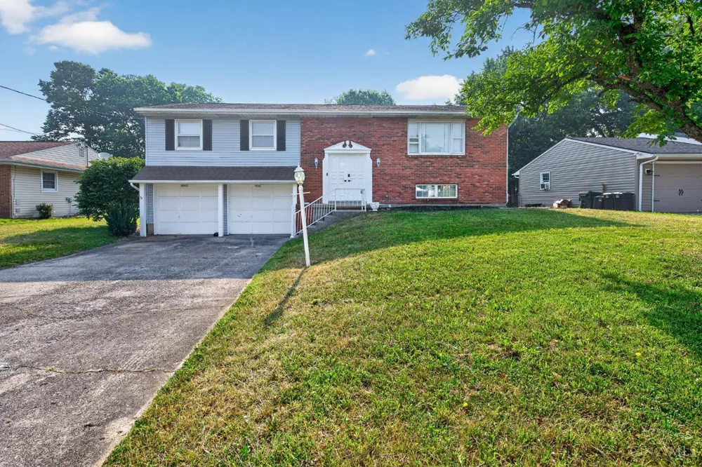 414 Holland Drive Trenton, OH 45067