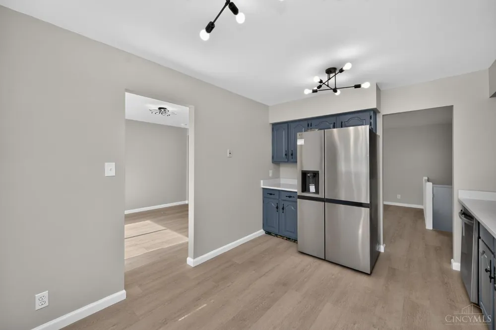 414 Holland Drive Trenton, OH 45067