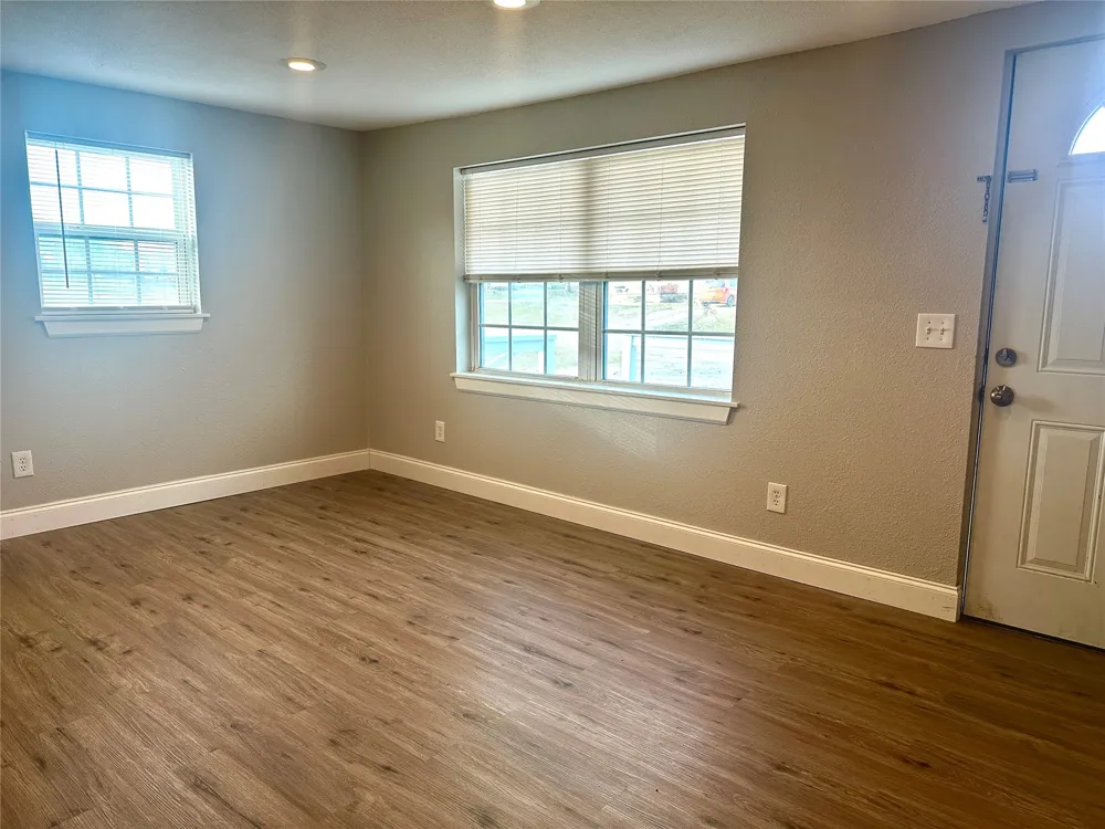 213 E 5th Stonewall, OK 74871