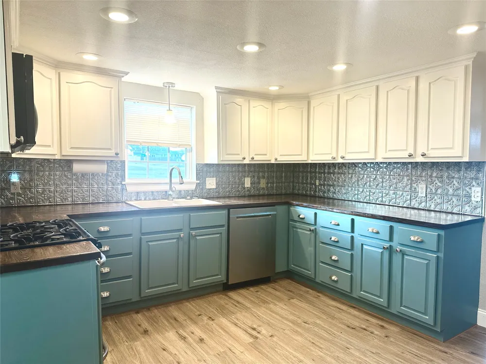 213 E 5th Stonewall, OK 74871