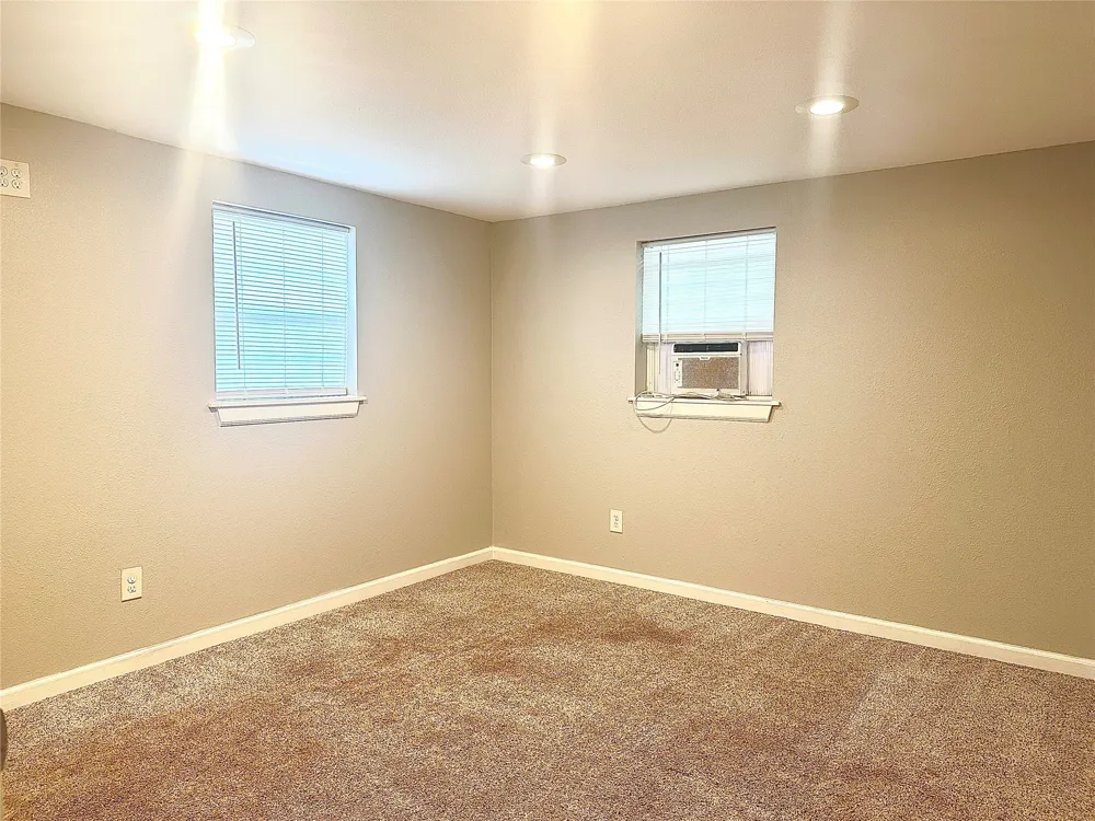 213 E 5th Stonewall, OK 74871