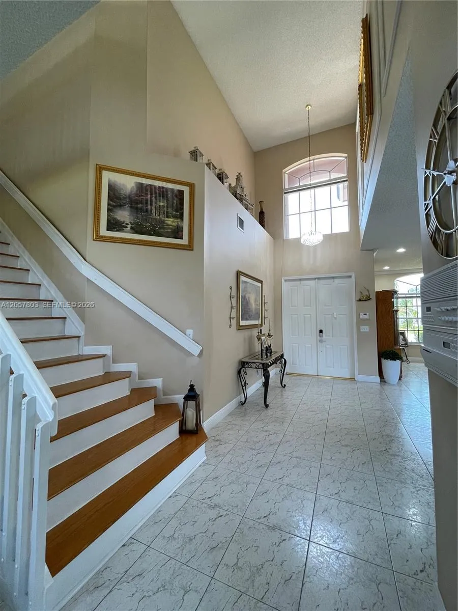 340 SW 167th Ave Pembroke Pines, FL 33027