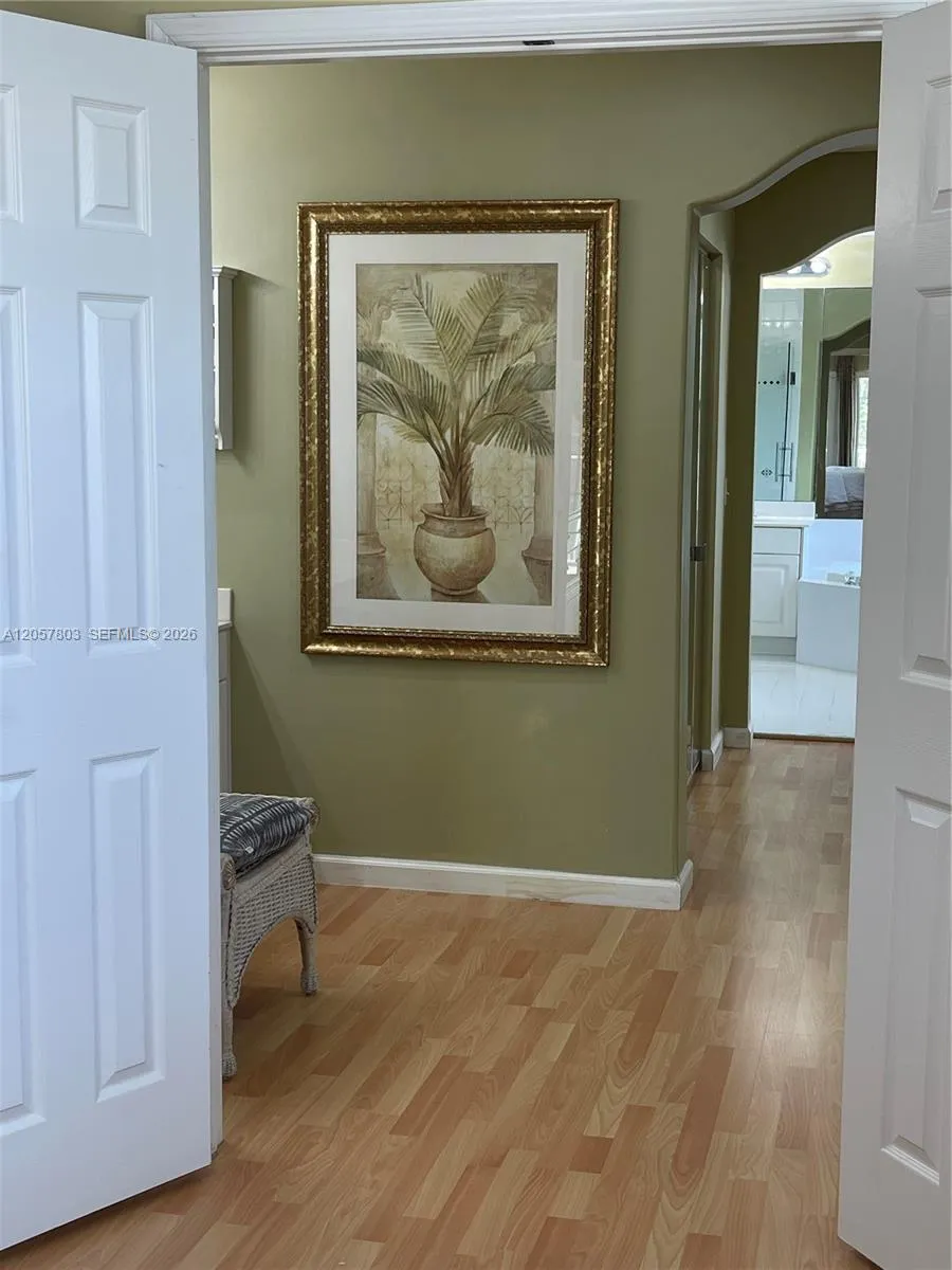 340 SW 167th Ave Pembroke Pines, FL 33027