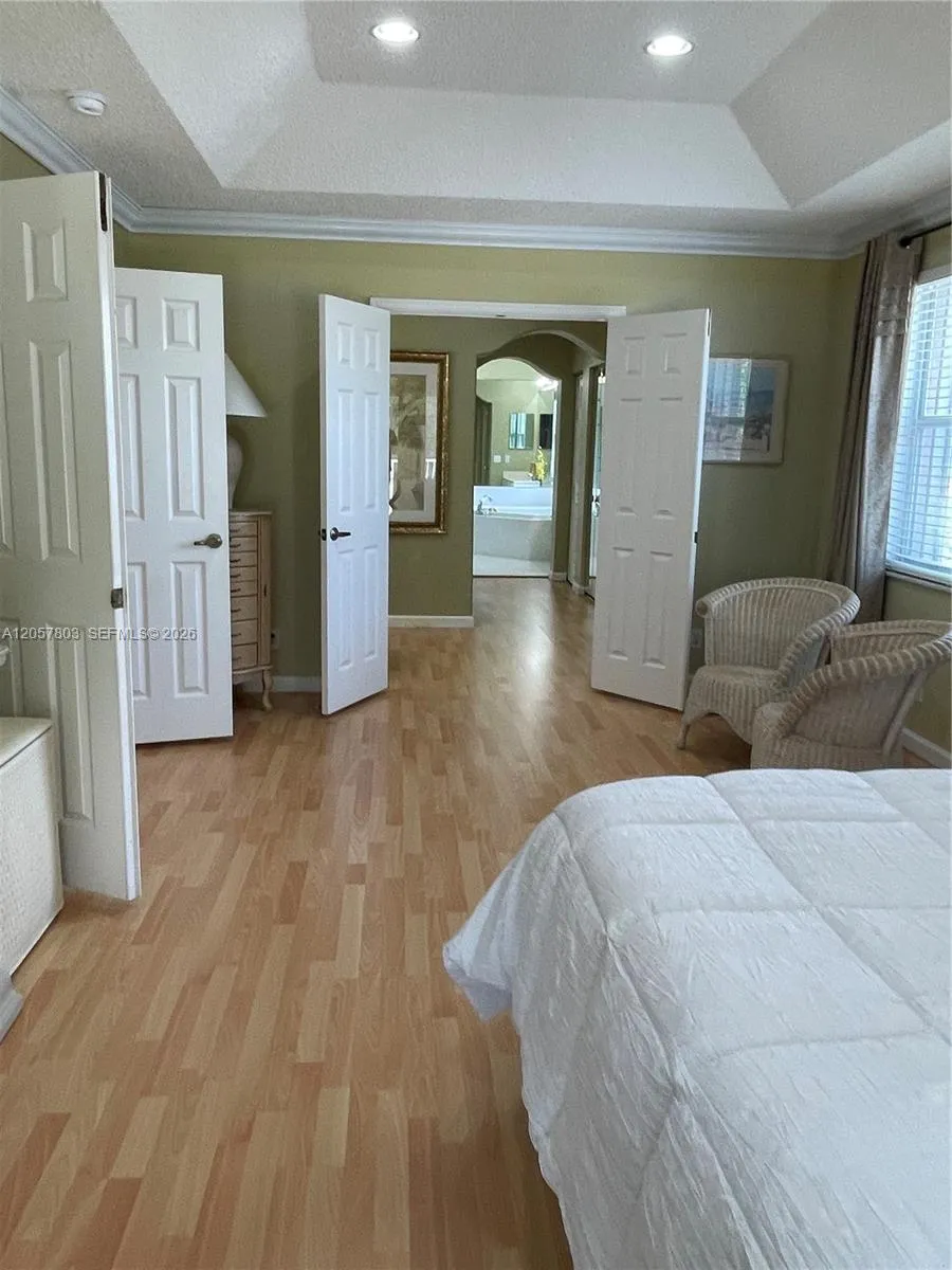 340 SW 167th Ave Pembroke Pines, FL 33027