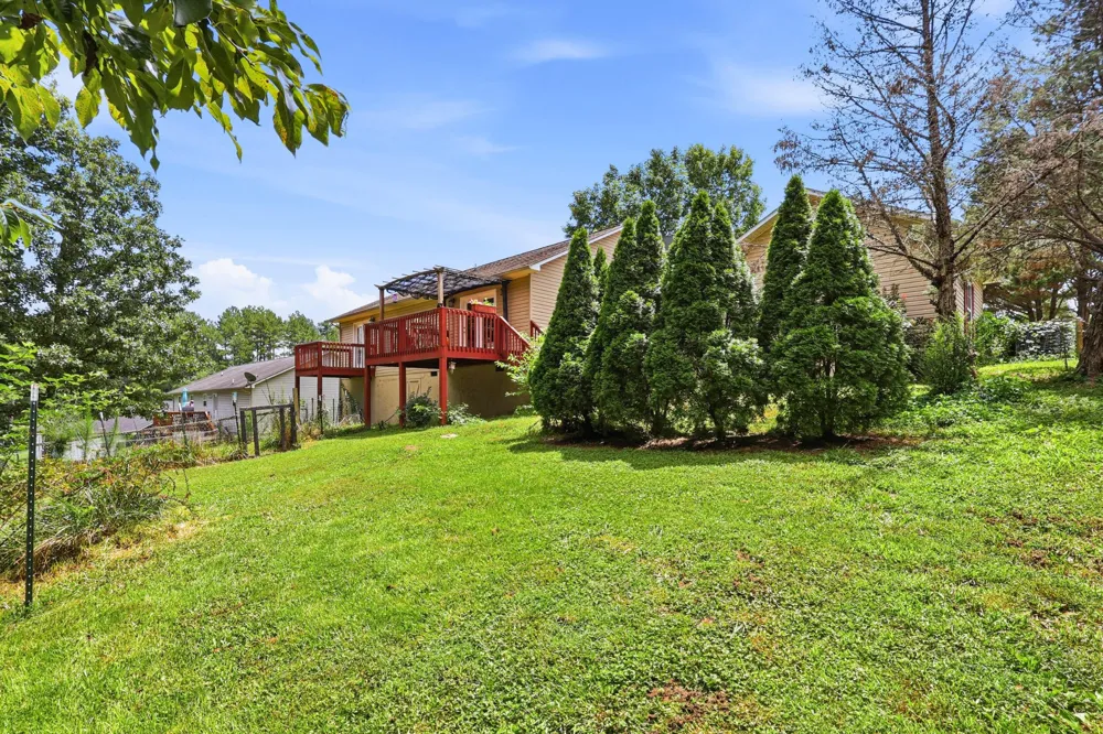 160 Pine Ridge Drive Dayton, TN 37321