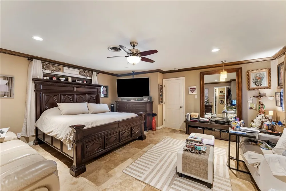 307 Kissling Avenue Robstown, TX 78380