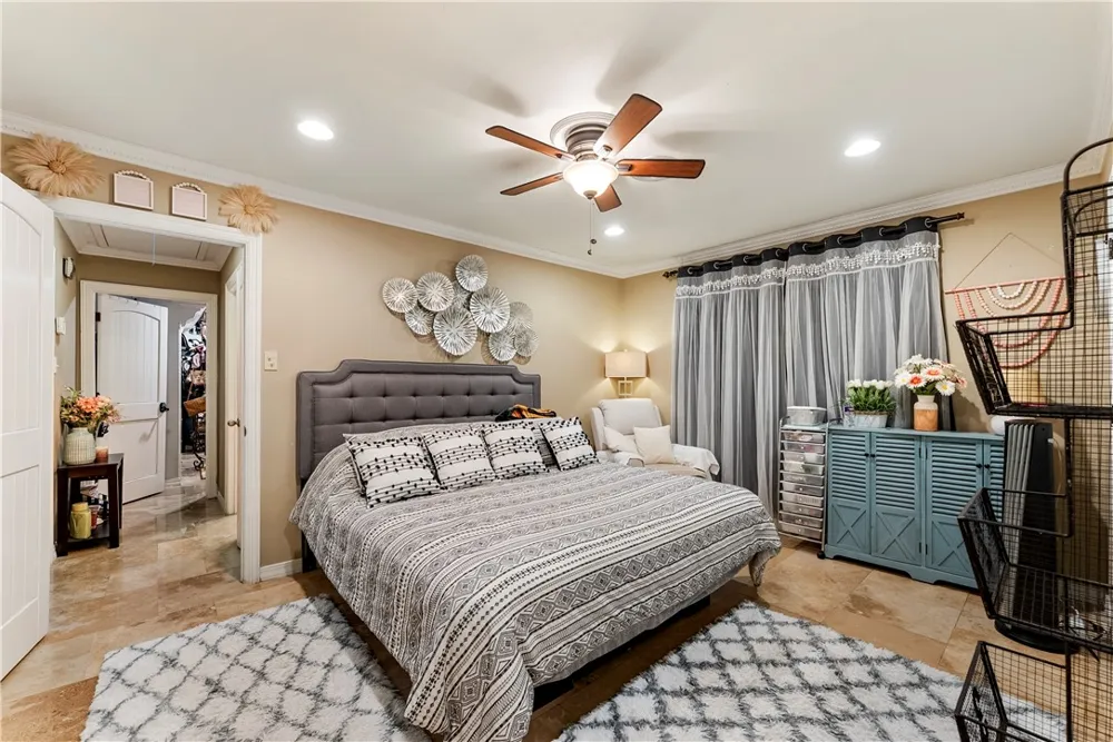 307 Kissling Avenue Robstown, TX 78380