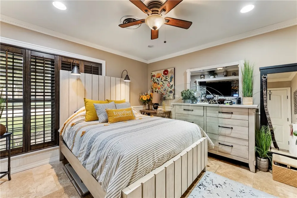 307 Kissling Avenue Robstown, TX 78380