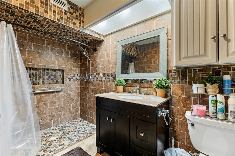 307 Kissling Avenue Robstown, TX 78380