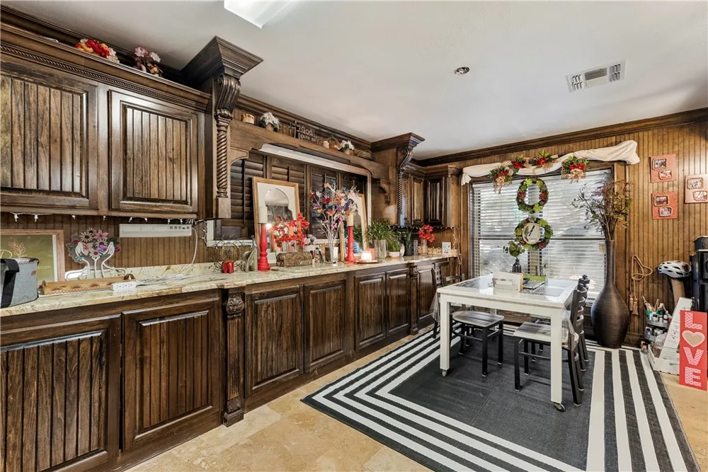 307 Kissling Avenue Robstown, TX 78380