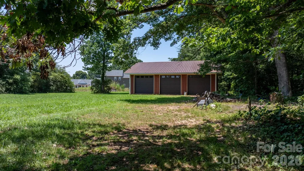 2097 Hermit Trail Newton, NC 28658