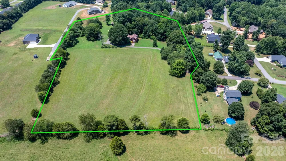 2097 Hermit Trail Newton, NC 28658