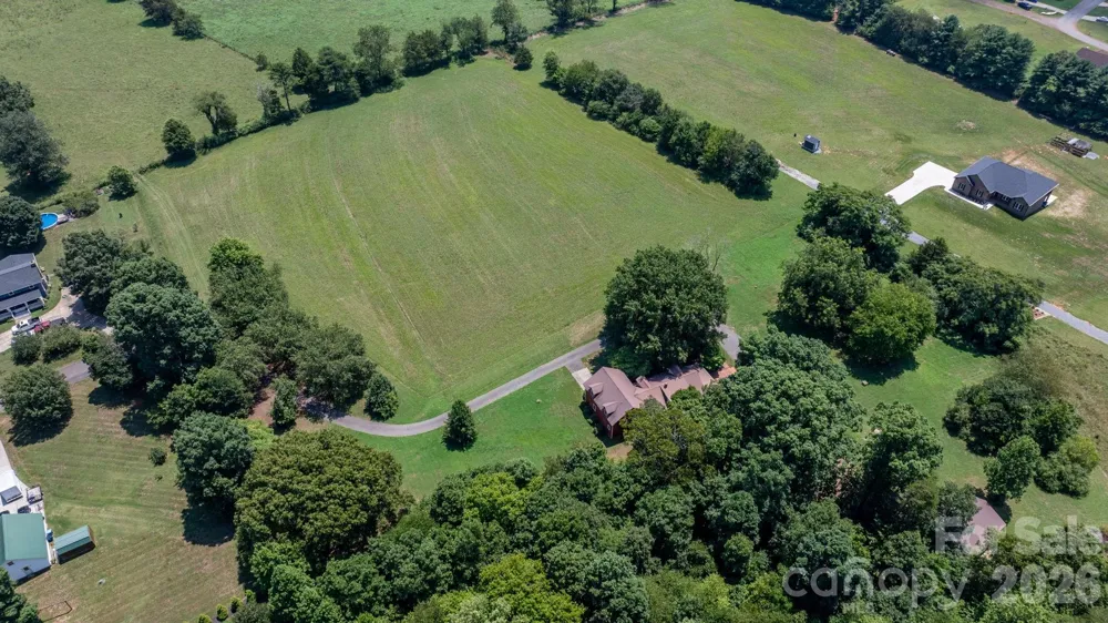 2097 Hermit Trail Newton, NC 28658