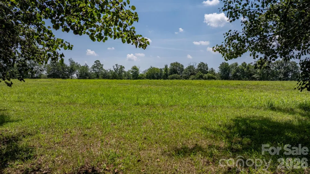 2097 Hermit Trail Newton, NC 28658