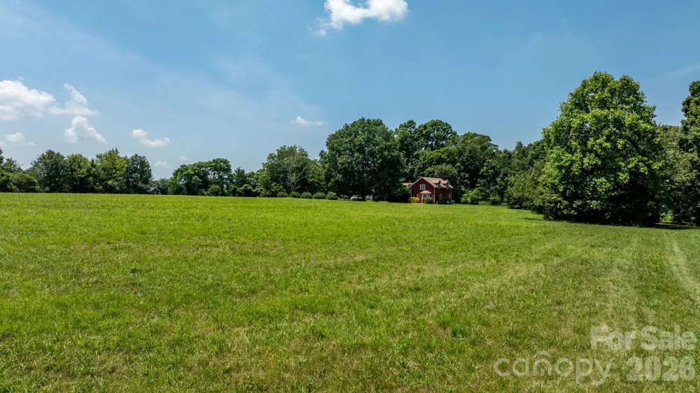 2097 Hermit Trail Newton, NC 28658