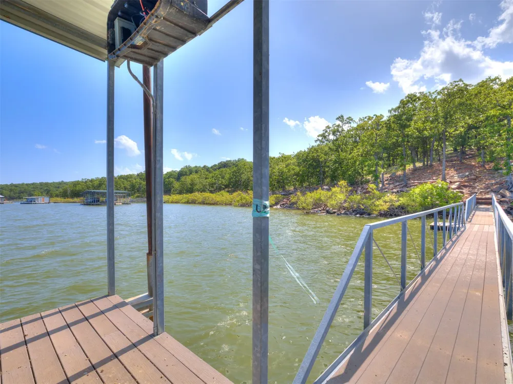 387 Holiday Hills Road Eufaula, OK 74432