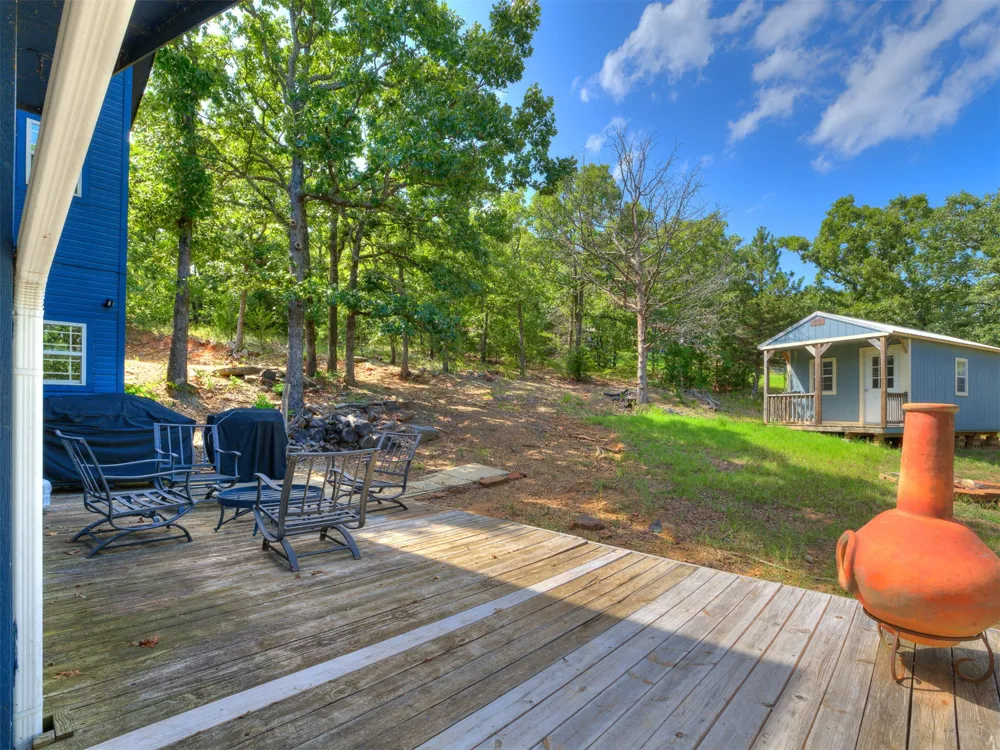 387 Holiday Hills Road Eufaula, OK 74432