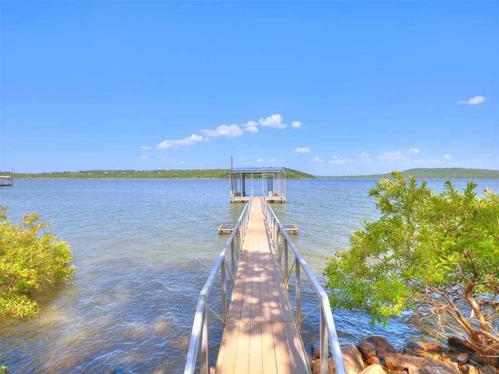 387 Holiday Hills Road Eufaula, OK 74432