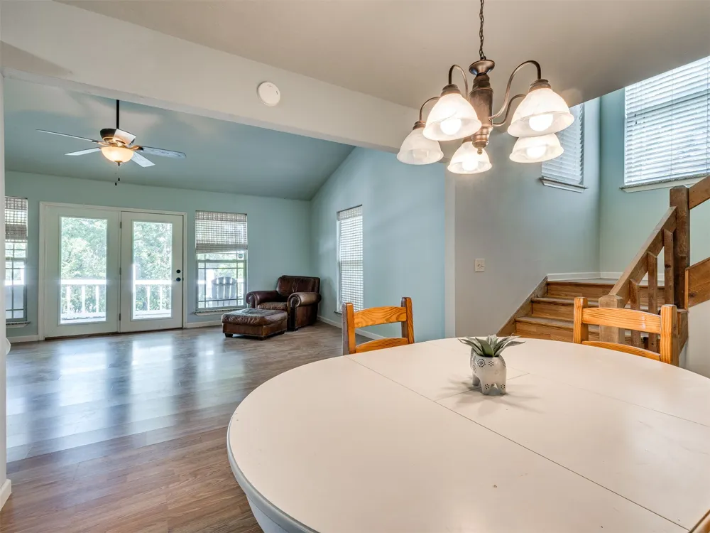 387 Holiday Hills Road Eufaula, OK 74432
