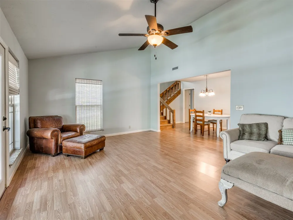 387 Holiday Hills Road Eufaula, OK 74432