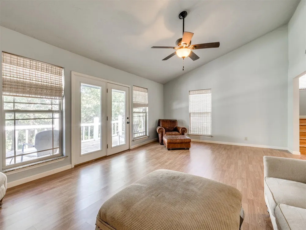387 Holiday Hills Road Eufaula, OK 74432