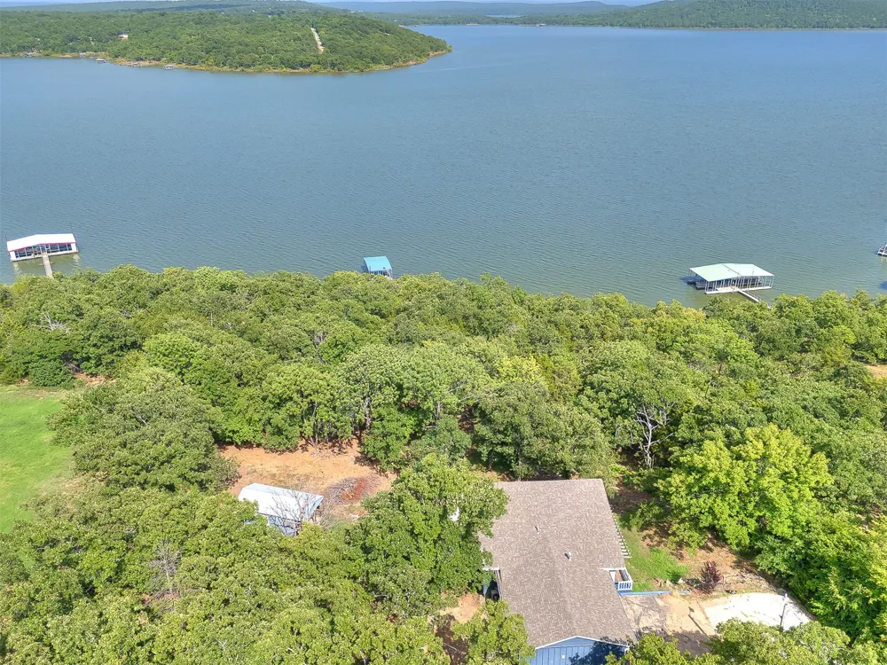387 Holiday Hills Road Eufaula, OK 74432