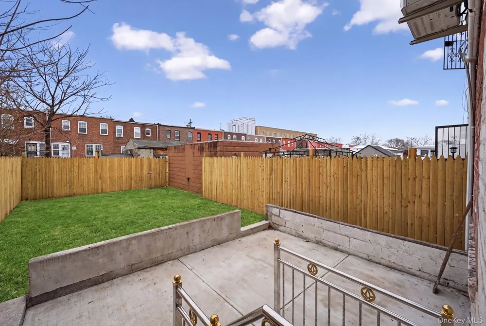 114-25 200th Street Saint Albans, NY 11412