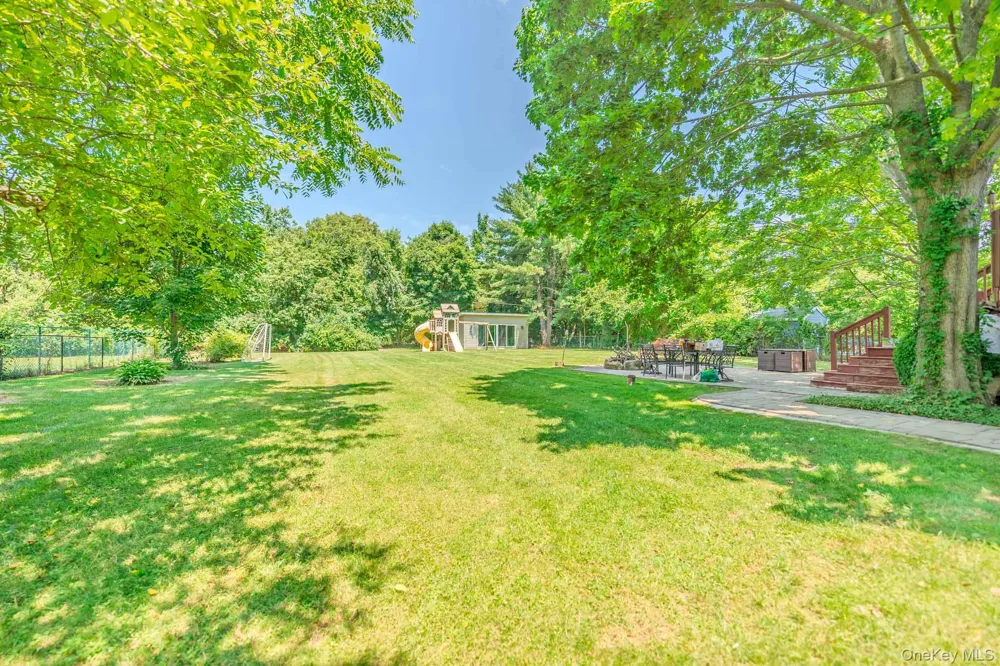 337 Burr Road East Northport, NY 11731
