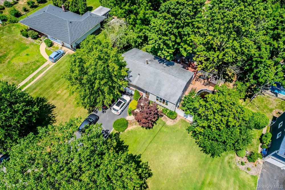 337 Burr Road East Northport, NY 11731