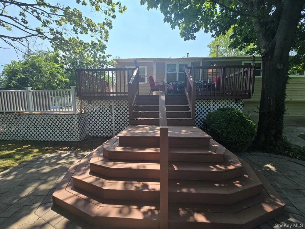 337 Burr Road East Northport, NY 11731