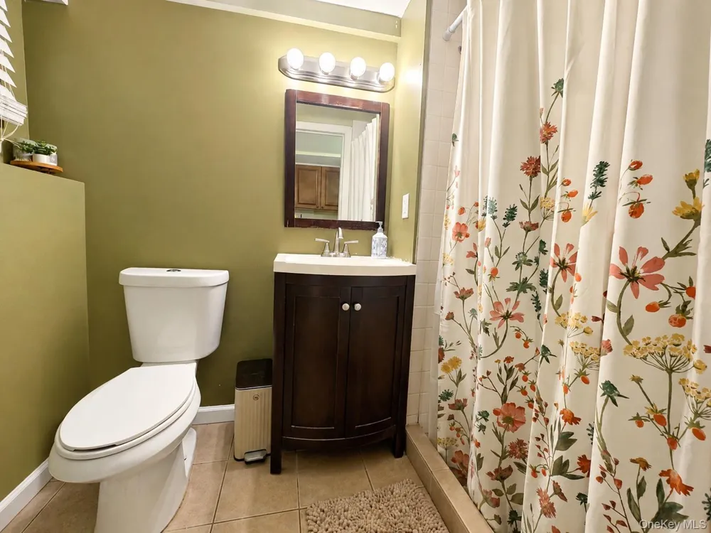 337 Burr Road East Northport, NY 11731