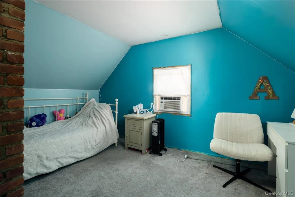 9 Skimmer Lane Levittown, NY 11756