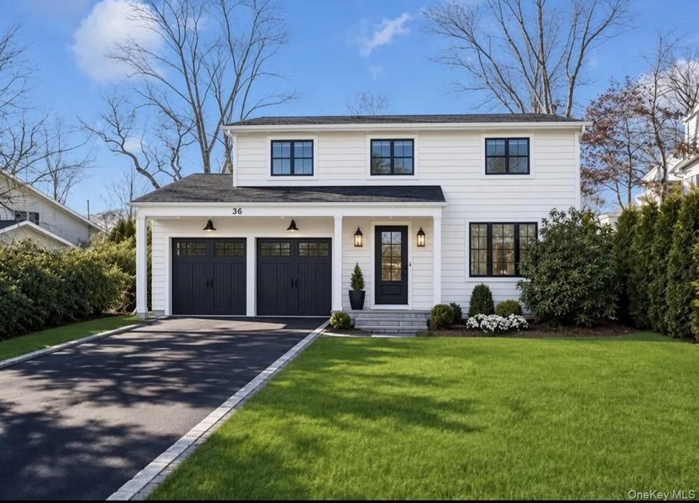 30 Glacier Drive Smithtown, NY 11787