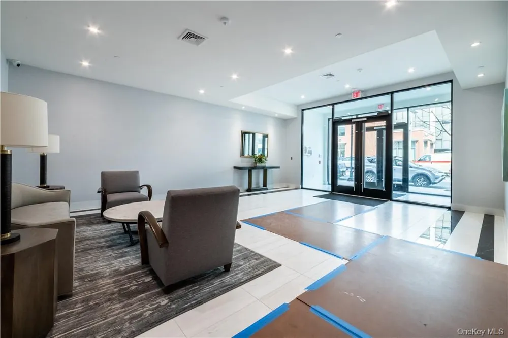 110 Chatsworth Avenue #401 Larchmont, NY 10538