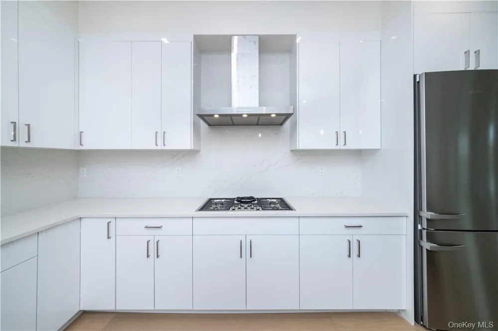 110 Chatsworth Avenue #401 Larchmont, NY 10538