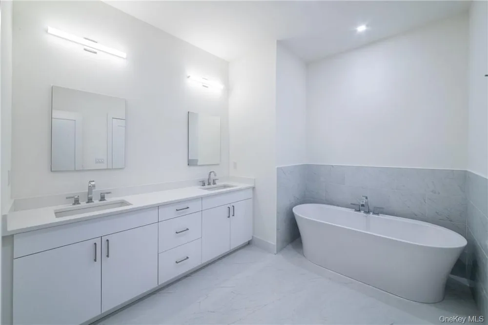 110 Chatsworth Avenue #401 Larchmont, NY 10538