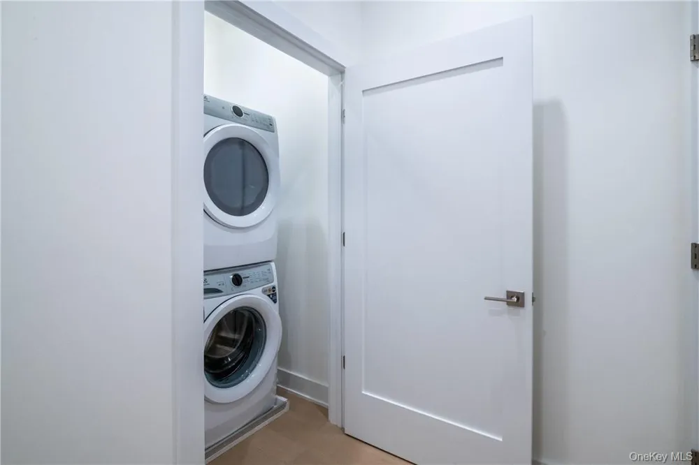 110 Chatsworth Avenue #401 Larchmont, NY 10538