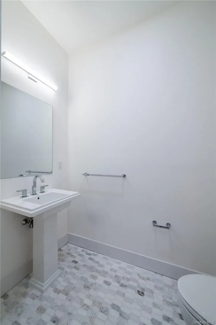 110 Chatsworth Avenue #401 Larchmont, NY 10538