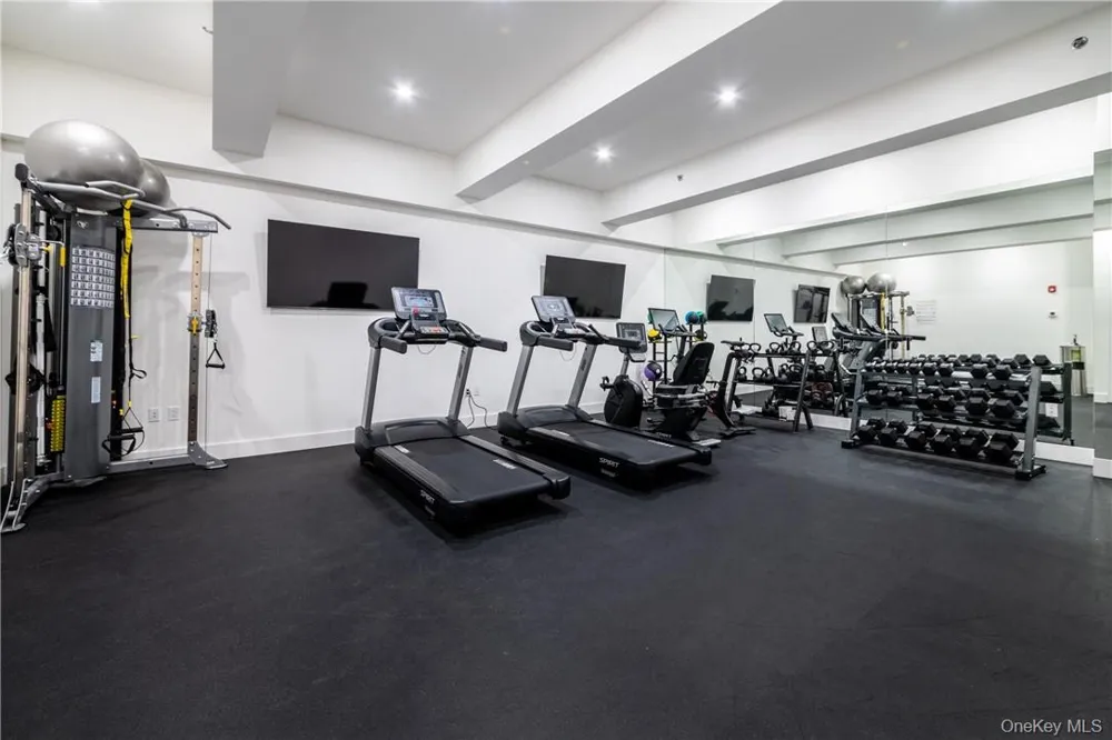 110 Chatsworth Avenue #401 Larchmont, NY 10538