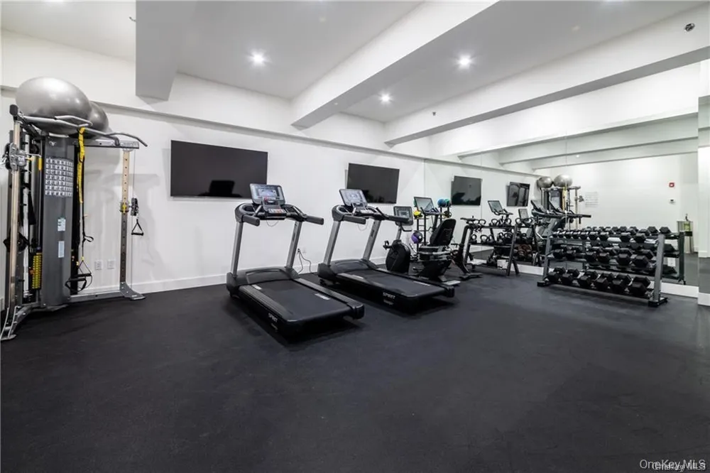 110 Chatsworth Avenue #401 Larchmont, NY 10538