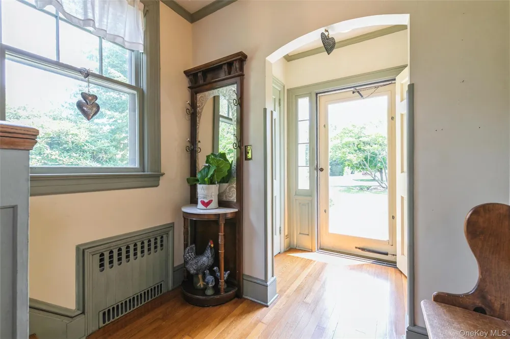 200 Greene Avenue Sayville, NY 11782