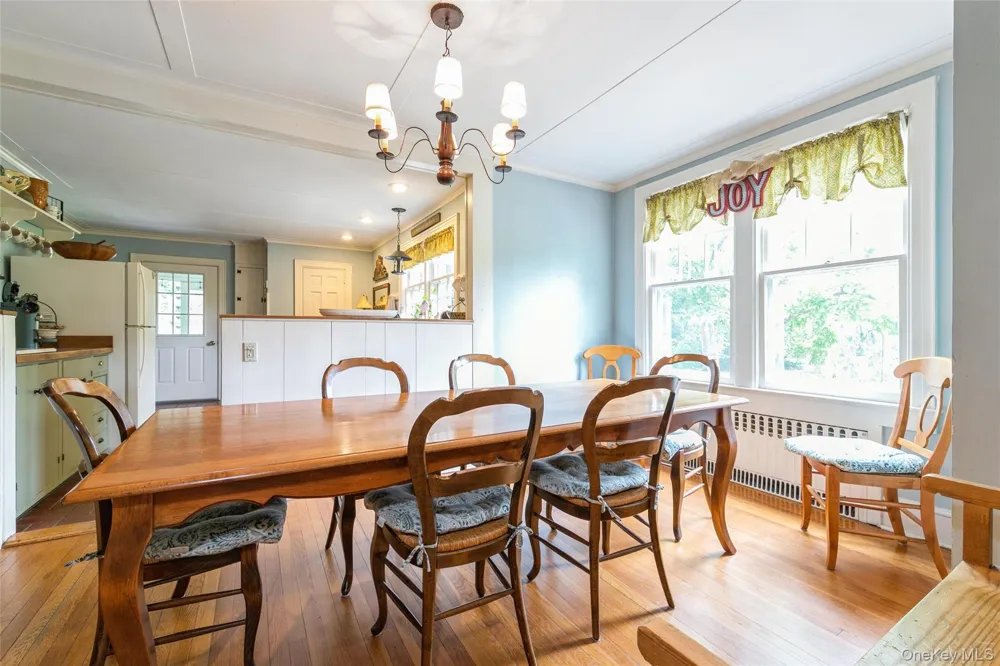 200 Greene Avenue Sayville, NY 11782