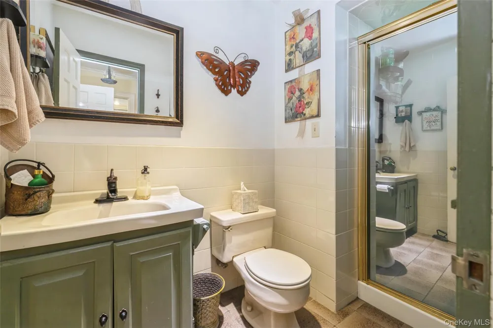 200 Greene Avenue Sayville, NY 11782