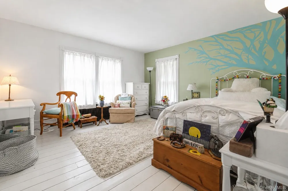 200 Greene Avenue Sayville, NY 11782