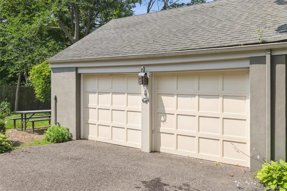 200 Greene Avenue Sayville, NY 11782